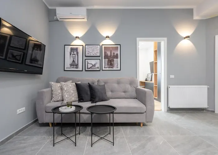 Gorgeous Apartament With View In Piata Universitatii