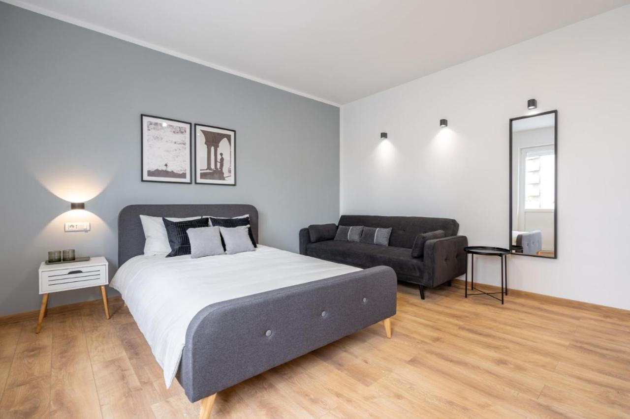 Gorgeous With View In Piata Universitatii Apartment